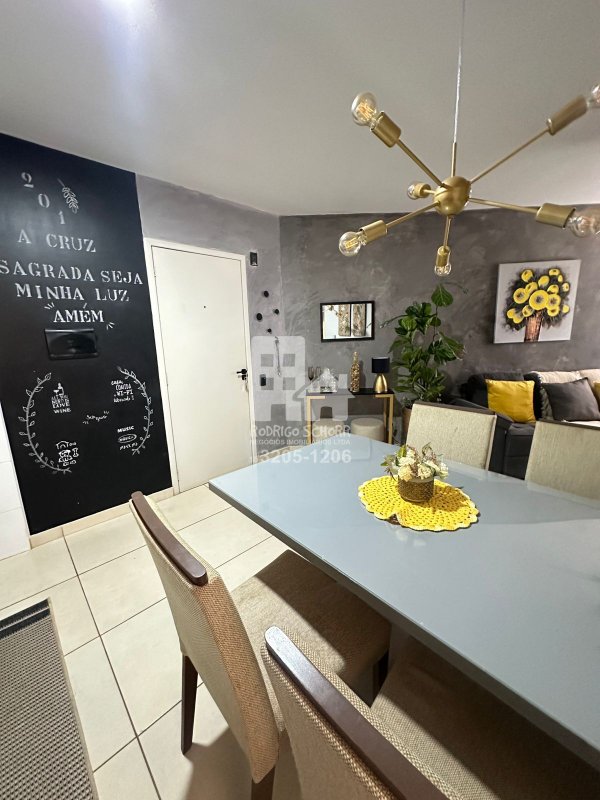 Lindo Apartamento no Condomínio Portal Cores da Vida com 2 quartos e 1 banheiro  Tatuí - 