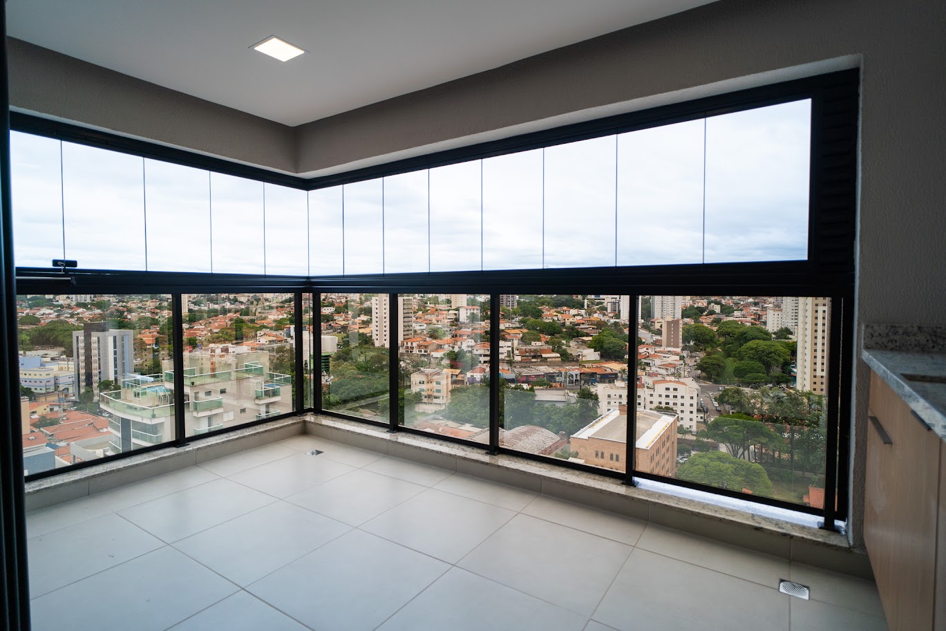 Apartamento com 3 dormit&oacute;rios &agrave; venda,107m&sup2; - Condom&iacute;nio Edif&iacute;cio &Eacute;pico - Sorocaba - SP Rua Gustavo Magalhães Sorocaba - 