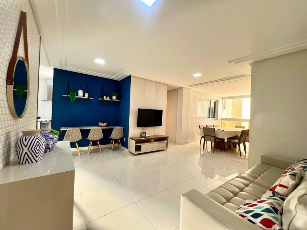 Apartamento à venda com 3 quartos, 87m² - Foto 1