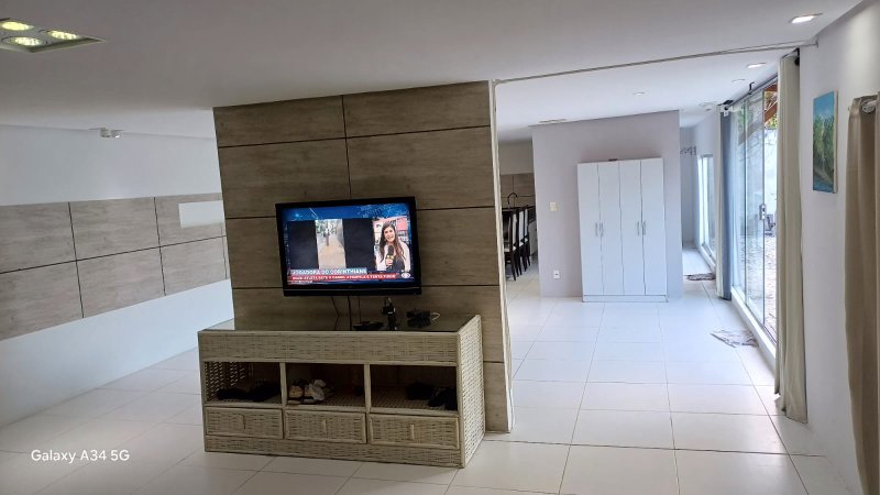 CASA 2 PAVIMENTOS 4 QUARTOS SUÍTE CLOSET PISCINA 4 GARAGENS À VENDA VILAS DO ATLÂNTICO! Alameda Praia de Vera Cruz Lauro de Freitas - 
