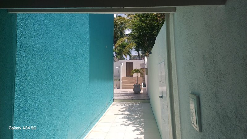 CASA 2 PAVIMENTOS 4 QUARTOS SUÍTE CLOSET PISCINA 4 GARAGENS À VENDA VILAS DO ATLÂNTICO! Alameda Praia de Vera Cruz Lauro de Freitas - 
