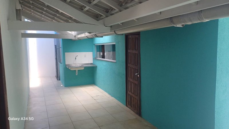 CASA 2 PAVIMENTOS 4 QUARTOS SUÍTE CLOSET PISCINA 4 GARAGENS À VENDA VILAS DO ATLÂNTICO! Alameda Praia de Vera Cruz Lauro de Freitas - 