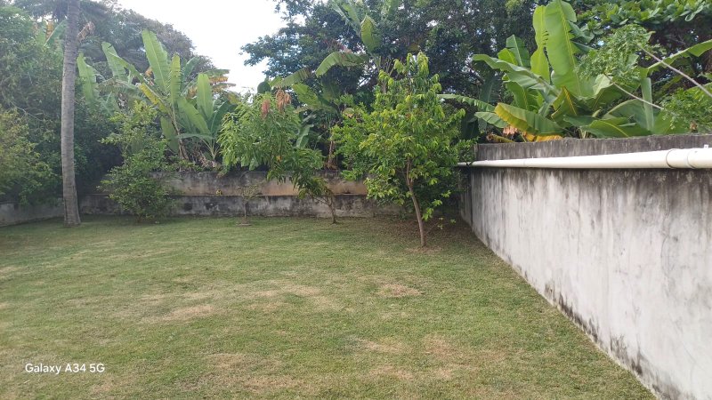 CASA 2 PAVIMENTOS 4 QUARTOS SUÍTE CLOSET PISCINA 4 GARAGENS À VENDA VILAS DO ATLÂNTICO! Alameda Praia de Vera Cruz Lauro de Freitas - 