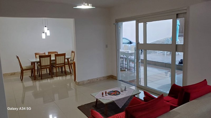 CASA 2 PAVIMENTOS 4 QUARTOS SUÍTE CLOSET PISCINA 4 GARAGENS À VENDA VILAS DO ATLÂNTICO! Alameda Praia de Vera Cruz Lauro de Freitas - 
