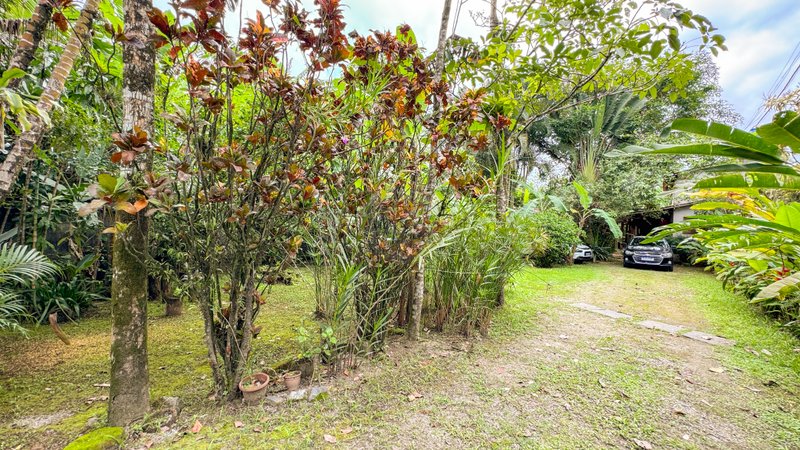 Terreno à venda na Praia de Juquehy - São Sebastião - 