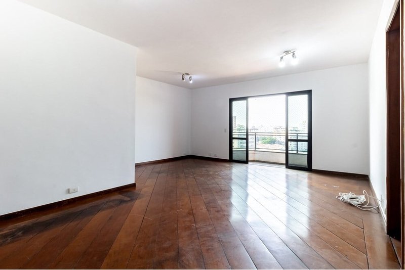 Apartamento a venda - Ipiranga - 110m² Agudos São Paulo - 