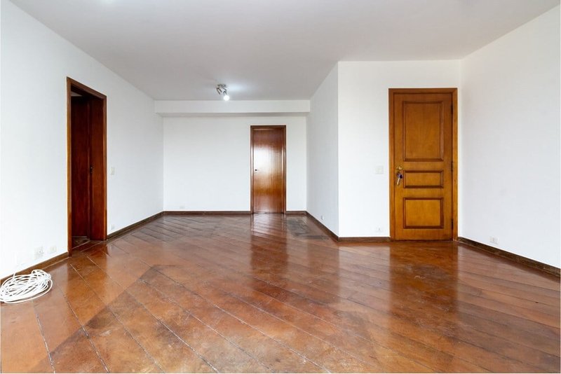 Apartamento a venda - Ipiranga - 110m² Agudos São Paulo - 