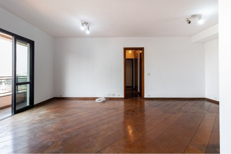 Apartamento a venda - Ipiranga - 110m² Agudos São Paulo - 