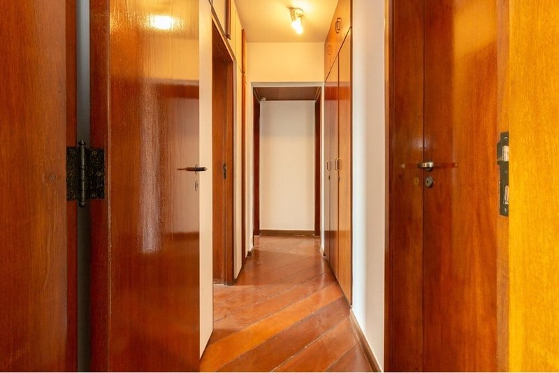 Apartamento a venda - Ipiranga - 110m² Agudos São Paulo - 