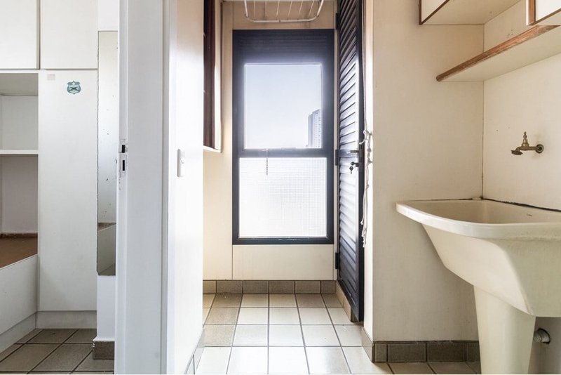 Apartamento a venda - Ipiranga - 110m² Agudos São Paulo - 