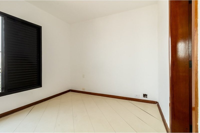 Apartamento a venda - Ipiranga - 110m² Agudos São Paulo - 