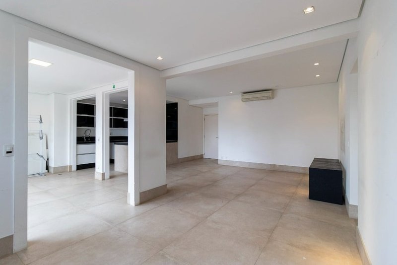 Apartamento a venda - Vila Nova Conceição - 112m² Gararu São Paulo - 