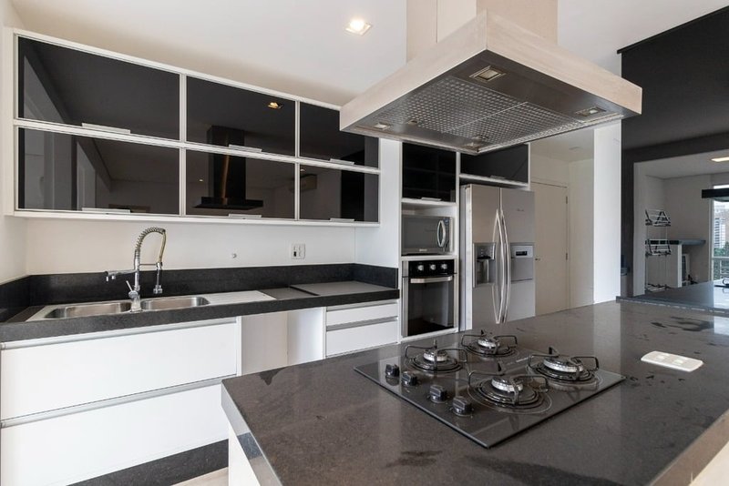 Apartamento a venda - Vila Nova Conceição - 112m² Gararu São Paulo - 