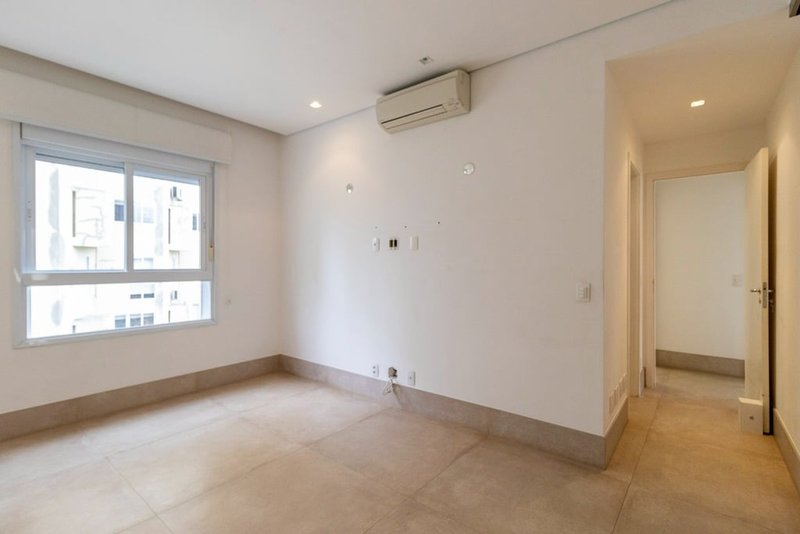 Apartamento a venda - Vila Nova Conceição - 112m² Gararu São Paulo - 