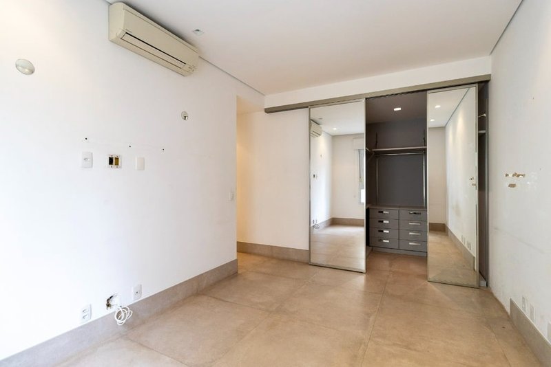 Apartamento a venda - Vila Nova Conceição - 112m² Gararu São Paulo - 