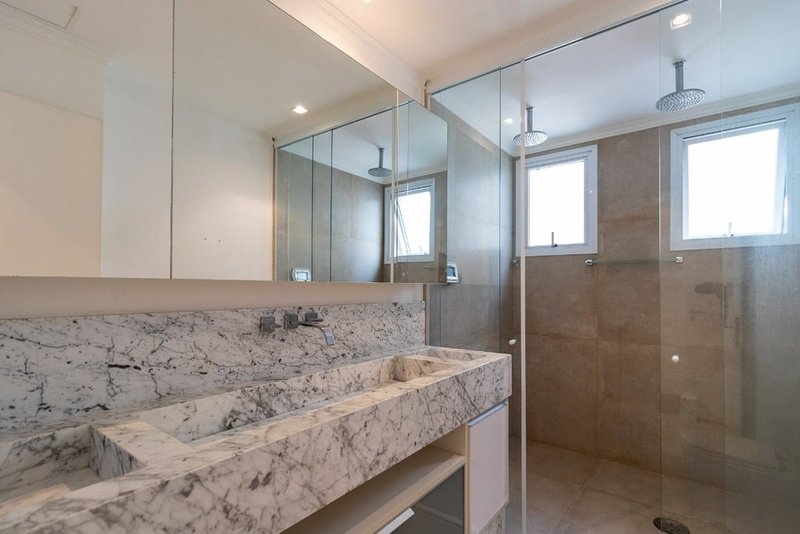 Apartamento a venda - Vila Nova Conceição - 112m² Gararu São Paulo - 