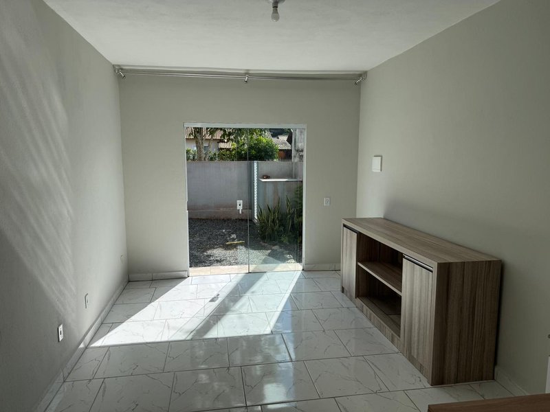 Casa na Araponguinhas - Timbó - 