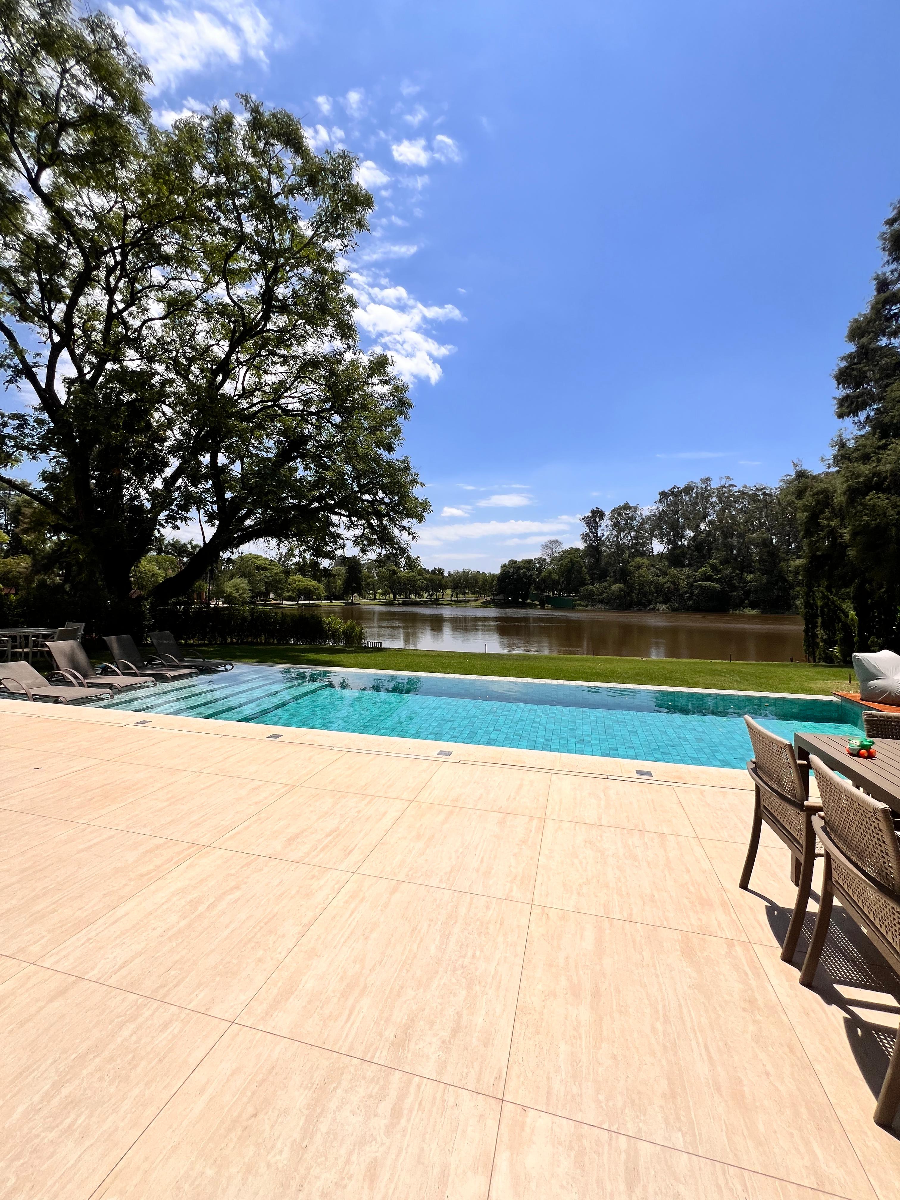 Casa com 4 dormit&oacute;rios &agrave; venda,500 m&sup2; - Condom&iacute;nio Lago Azul Golfe Clube - Ara&ccedil;oiaba -SP Rodovia Raposo Tavares Araçoiaba da Serra - 