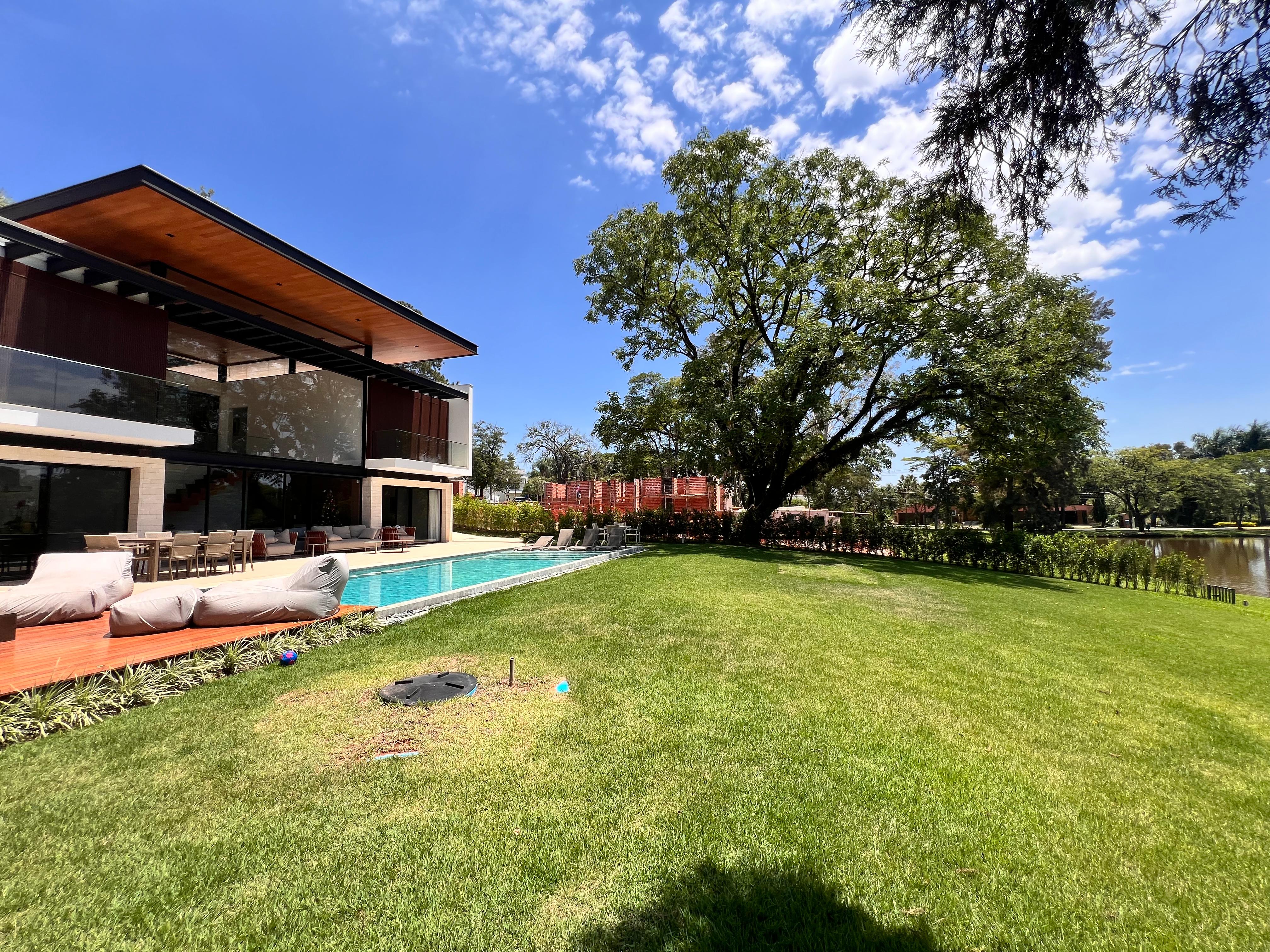 Casa com 4 dormit&oacute;rios &agrave; venda,500 m&sup2; - Condom&iacute;nio Lago Azul Golfe Clube - Ara&ccedil;oiaba -SP Rodovia Raposo Tavares Araçoiaba da Serra - 