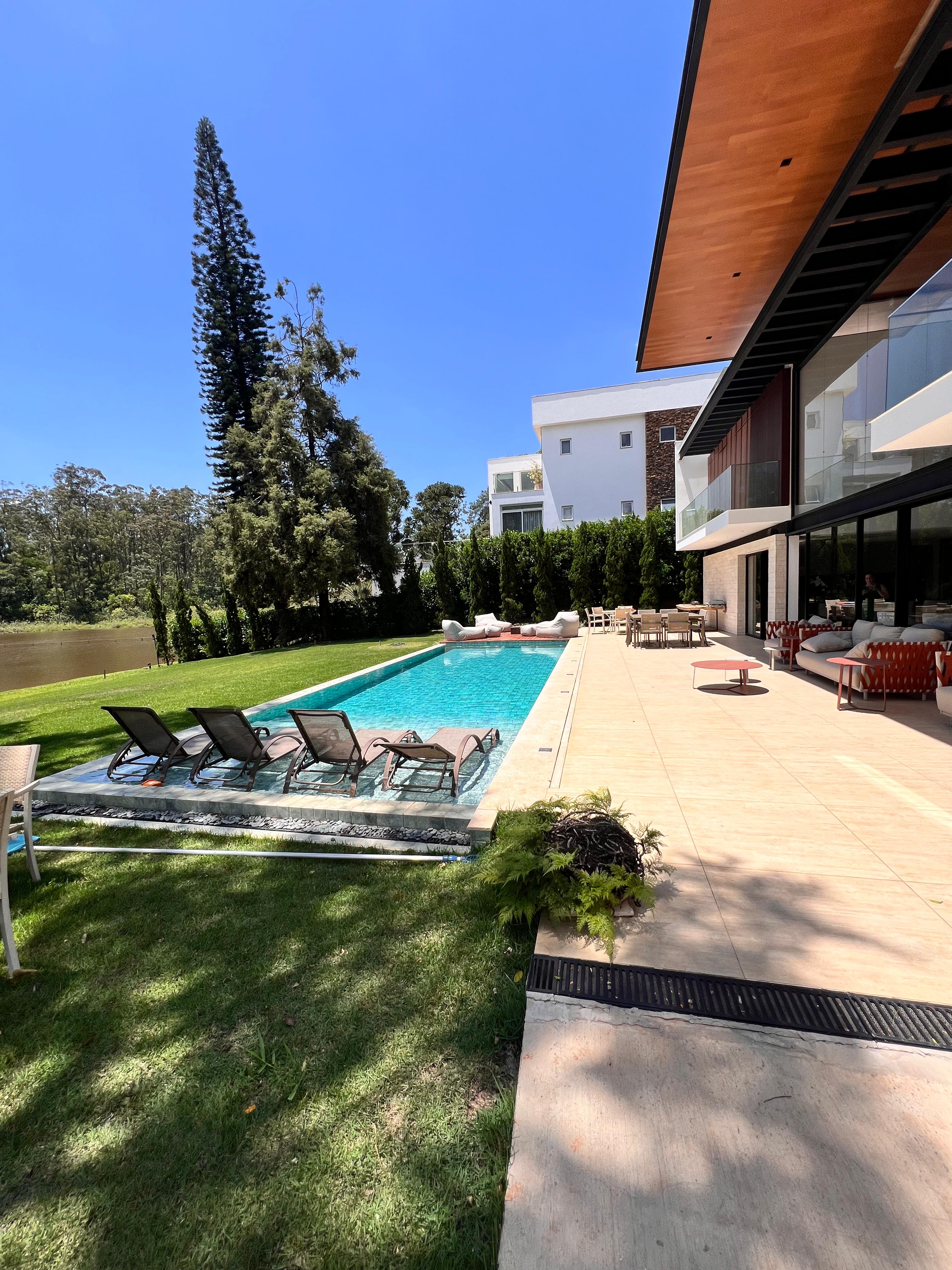 Casa com 4 dormit&oacute;rios &agrave; venda,500 m&sup2; - Condom&iacute;nio Lago Azul Golfe Clube - Ara&ccedil;oiaba -SP Rodovia Raposo Tavares Araçoiaba da Serra - 