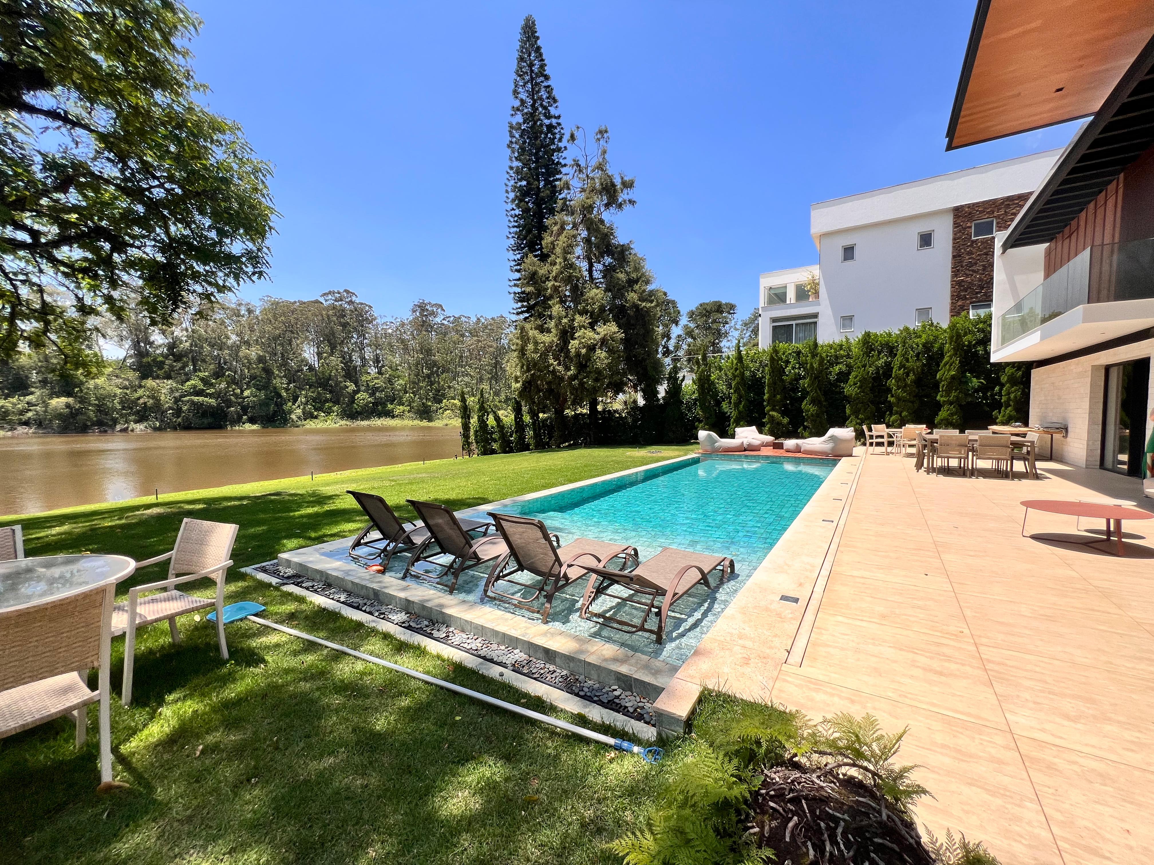 Casa com 4 dormit&oacute;rios &agrave; venda,500 m&sup2; - Condom&iacute;nio Lago Azul Golfe Clube - Ara&ccedil;oiaba -SP Rodovia Raposo Tavares Araçoiaba da Serra - 