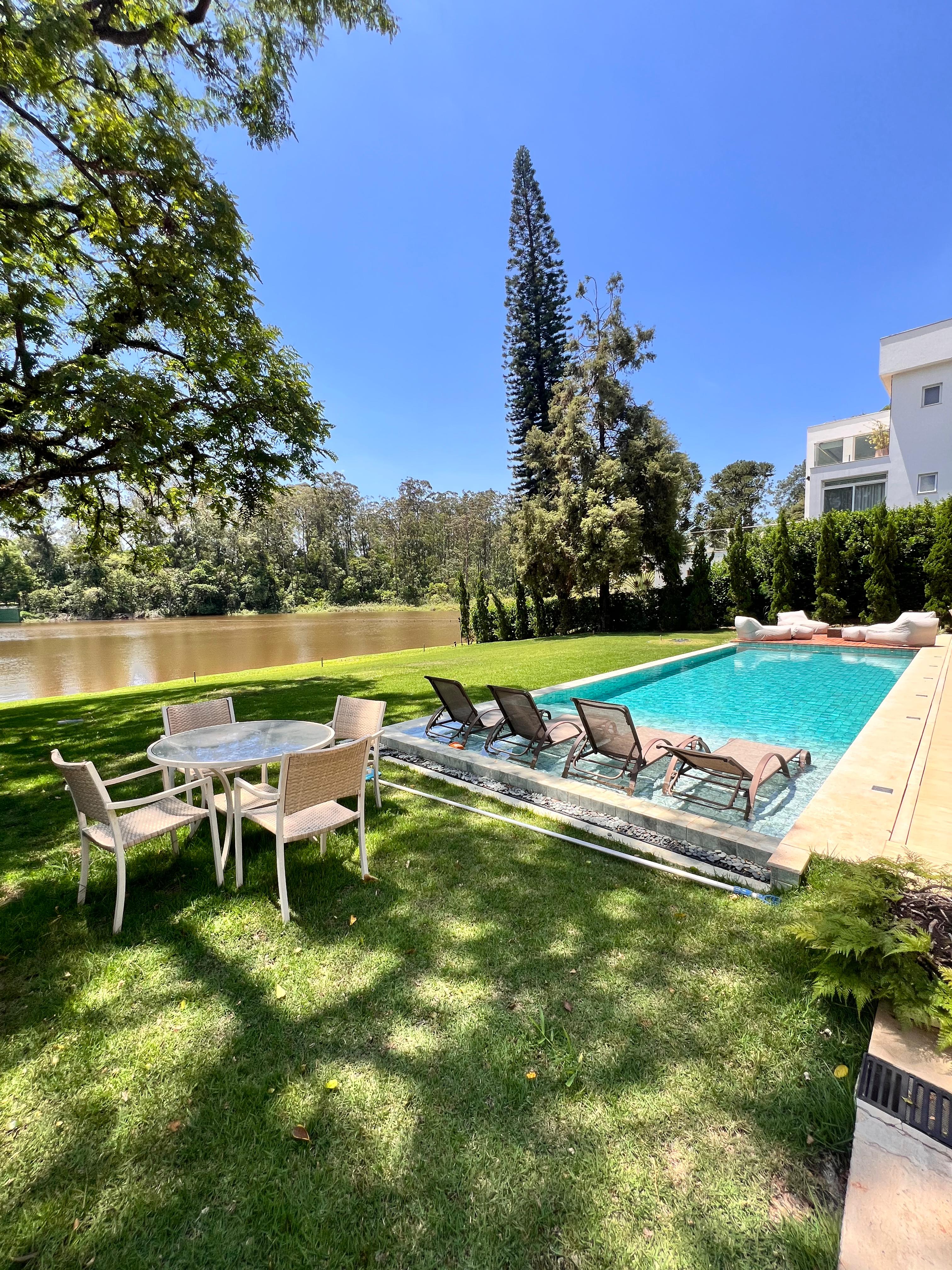 Casa com 4 dormit&oacute;rios &agrave; venda,500 m&sup2; - Condom&iacute;nio Lago Azul Golfe Clube - Ara&ccedil;oiaba -SP Rodovia Raposo Tavares Araçoiaba da Serra - 