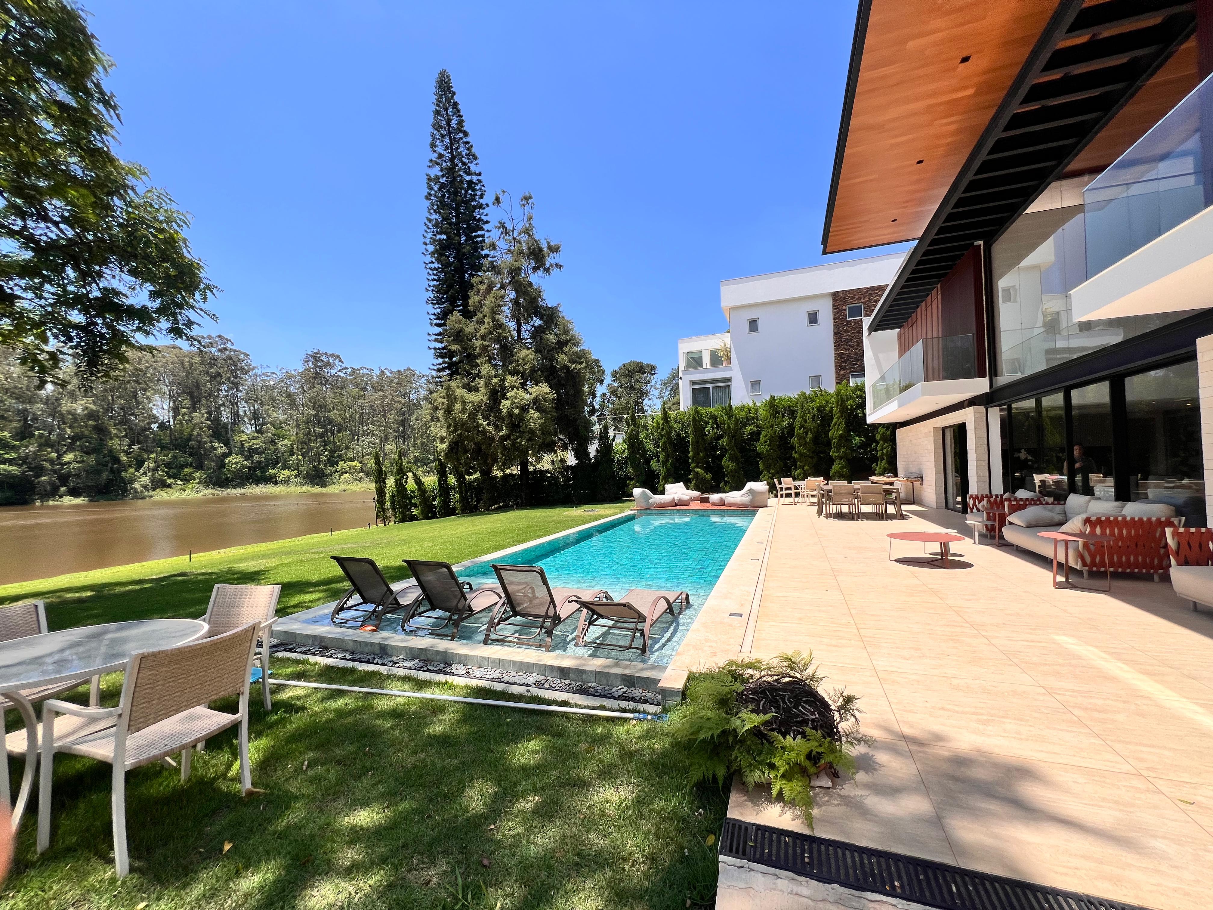 Casa com 4 dormit&oacute;rios &agrave; venda,500 m&sup2; - Condom&iacute;nio Lago Azul Golfe Clube - Ara&ccedil;oiaba -SP Rodovia Raposo Tavares Araçoiaba da Serra - 