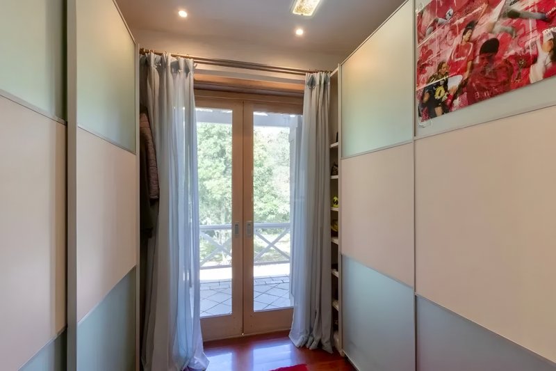R$ 2.450.000 - LINDO E TRANQUILO SÍTIO - PRONTO PARA USUFRUIR - 2HA - LAZER E NATUREZA Rua Doutor Sarmento Barata Porto Alegre - 