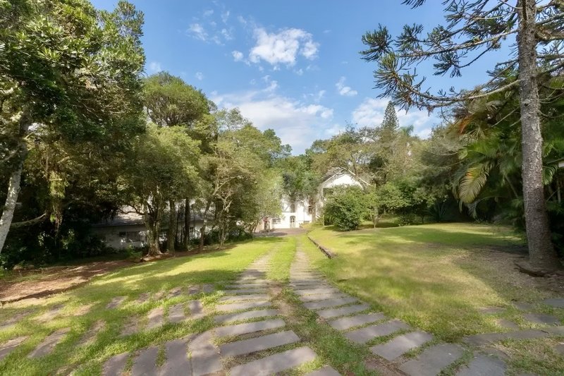 R$ 2.450.000 - LINDO E TRANQUILO SÍTIO - PRONTO PARA USUFRUIR - 2HA - LAZER E NATUREZA Rua Doutor Sarmento Barata Porto Alegre - 