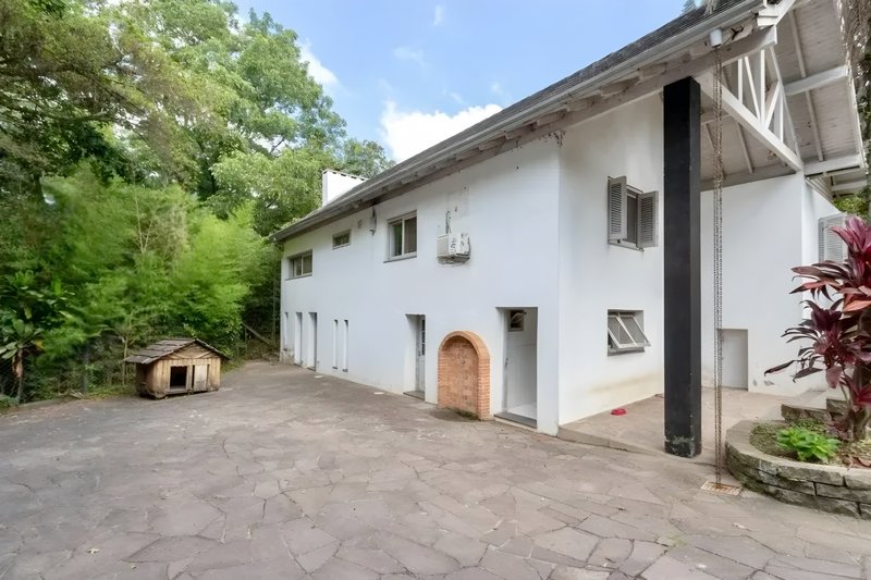 R$ 2.450.000 - LINDO E TRANQUILO SÍTIO - PRONTO PARA USUFRUIR - 2HA - LAZER E NATUREZA Rua Doutor Sarmento Barata Porto Alegre - 