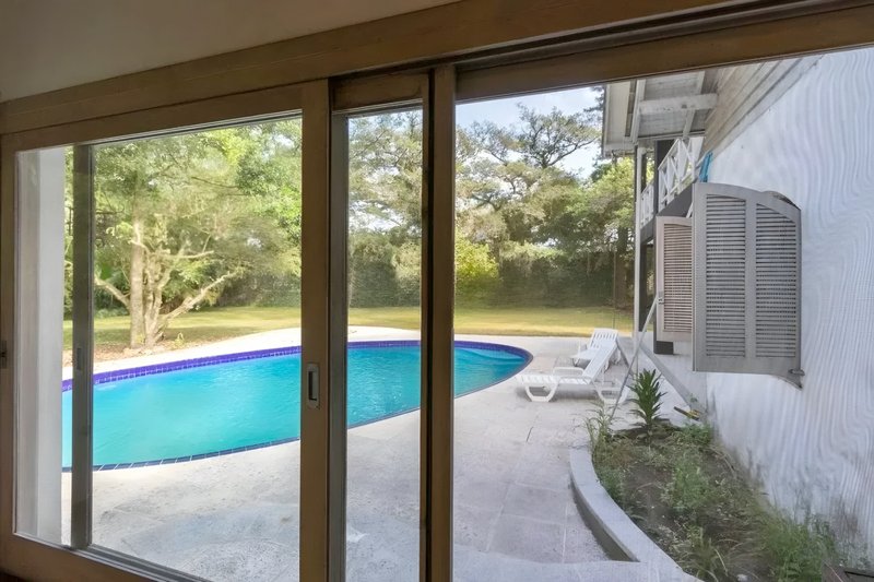 R$ 2.450.000 - LINDO E TRANQUILO SÍTIO - PRONTO PARA USUFRUIR - 2HA - LAZER E NATUREZA Rua Doutor Sarmento Barata Porto Alegre - 