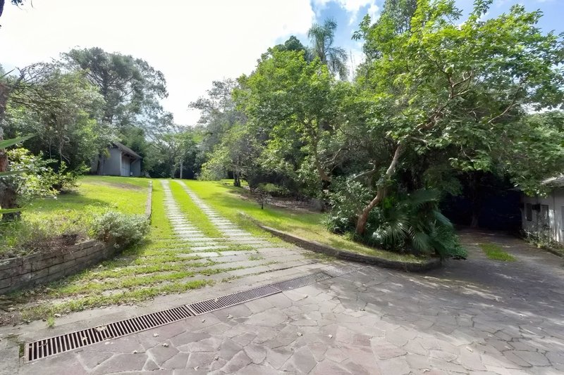 R$ 2.450.000 - LINDO E TRANQUILO SÍTIO - PRONTO PARA USUFRUIR - 2HA - LAZER E NATUREZA Rua Doutor Sarmento Barata Porto Alegre - 