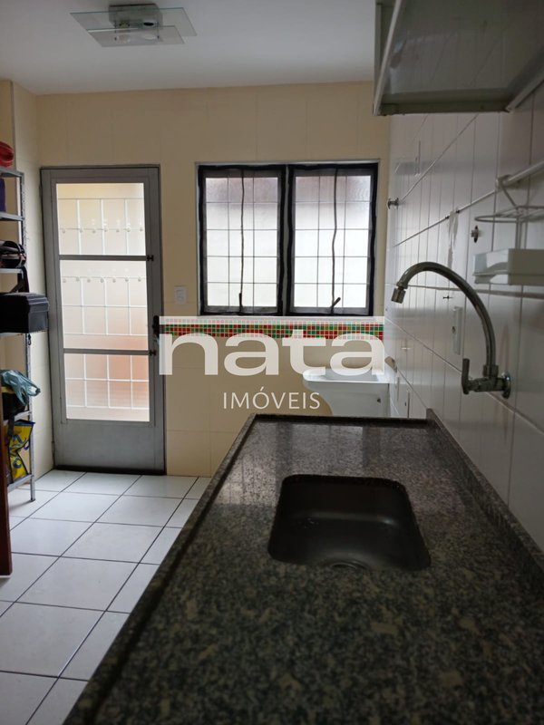 Casa em condomínio fechado | 2 quartos  | Locação Rua Capitão Damasceno Duque de Caxias - 