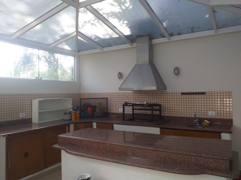 Linda casa Granja Viana, condomínio privativo com apenas 9 casas - Cotia - 