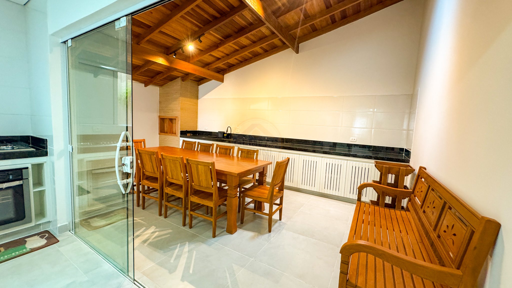 Casa para alugar com 4 quartos, 140m² - Foto 15