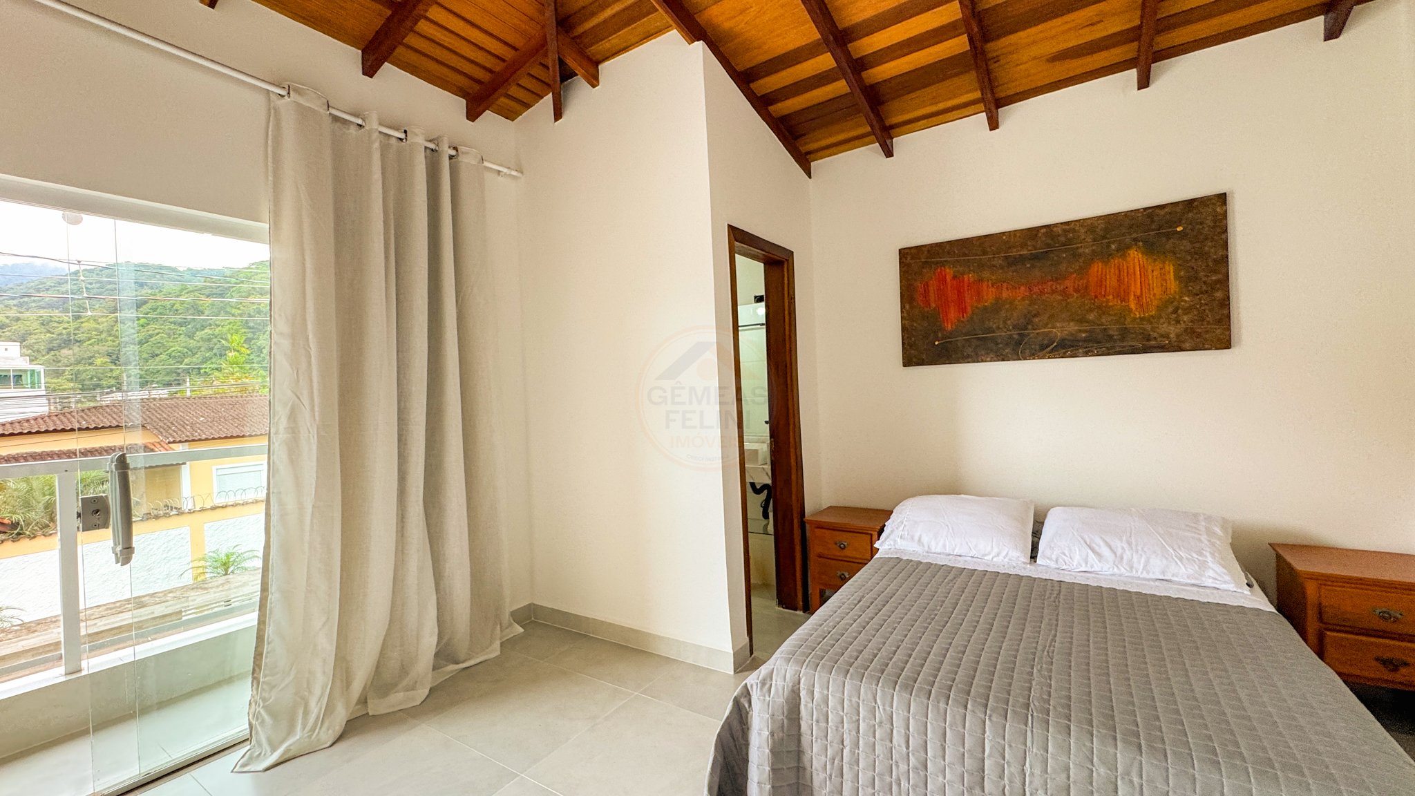 Casa para alugar com 4 quartos, 140m² - Foto 37