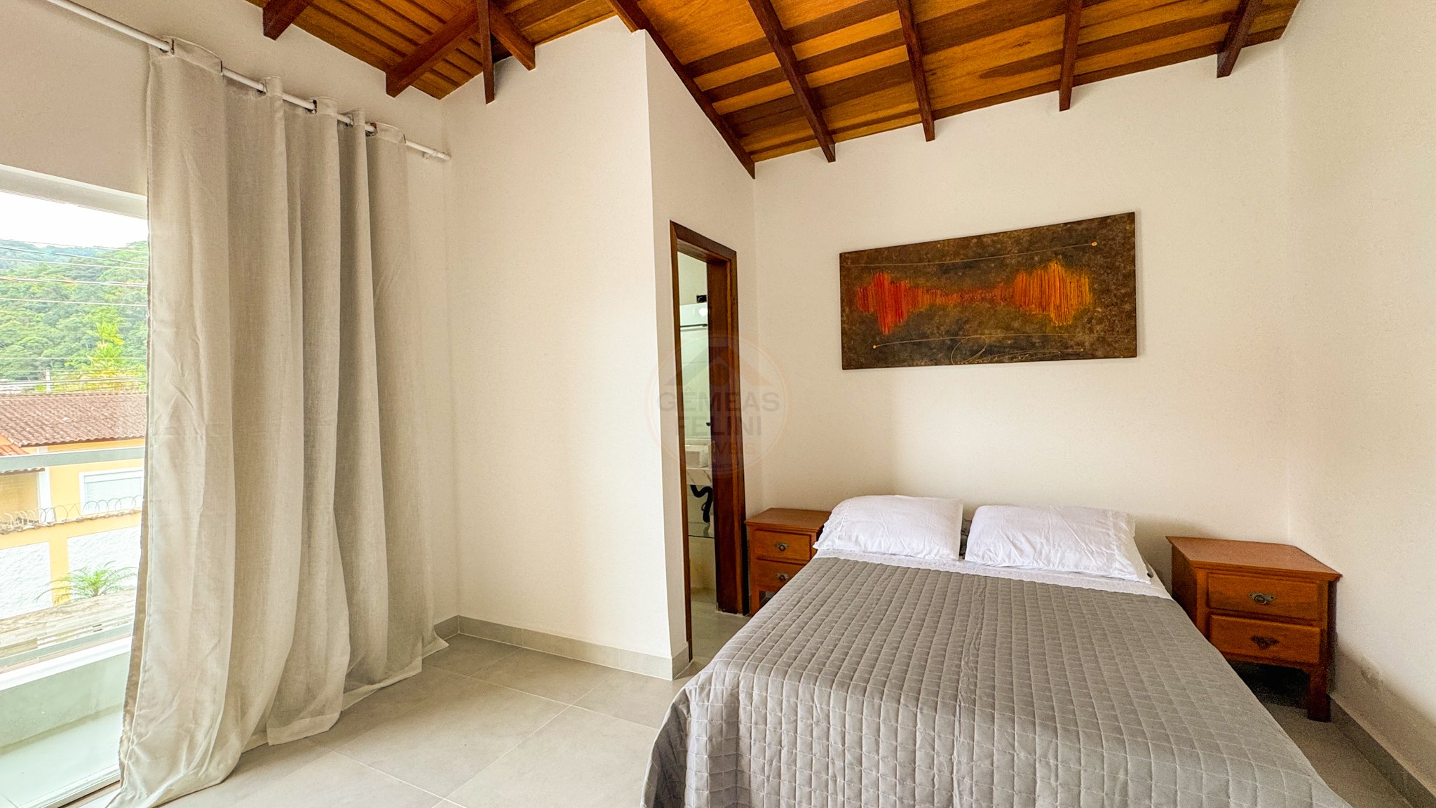 Casa para alugar com 4 quartos, 140m² - Foto 39