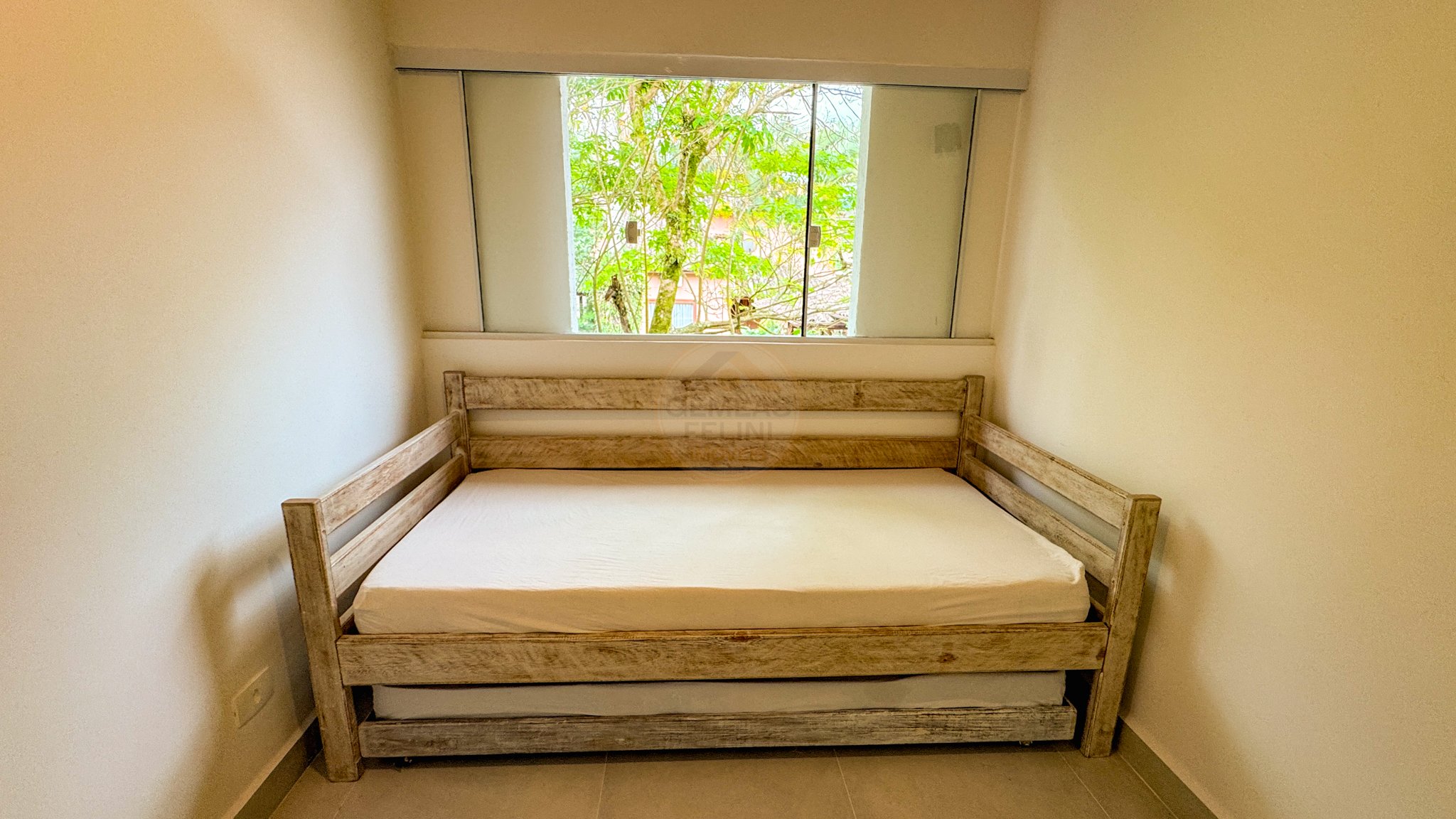 Casa para alugar com 4 quartos, 140m² - Foto 31