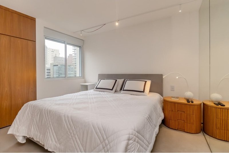 Apartamento a venda - Itaim Bibi - 1 suíte 90m² João Cachoeira São Paulo - 