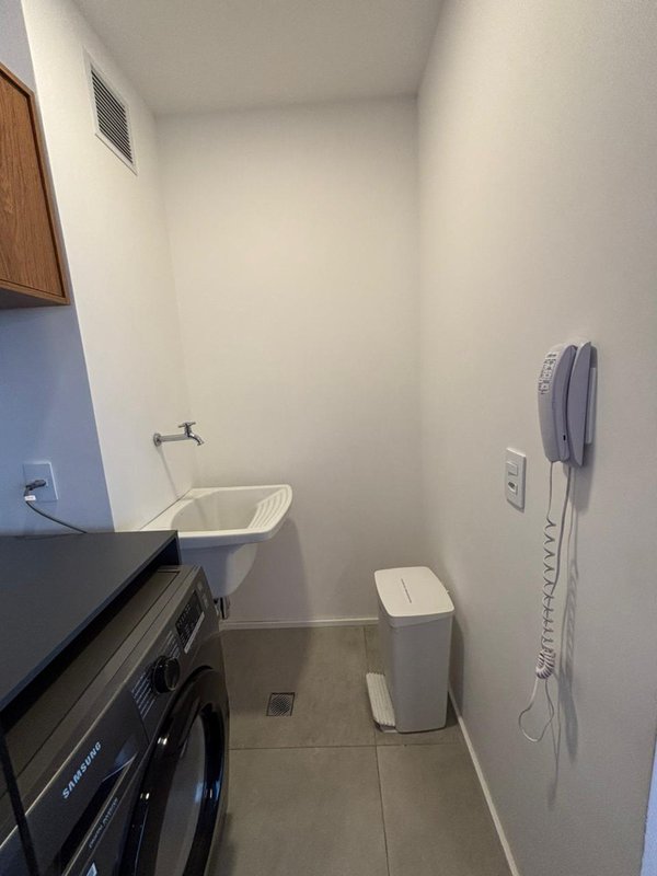 Apartamento de 60m², 2 quartos em Pinheiros Rua Alves Guimarães São Paulo - 
