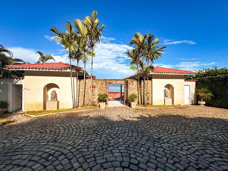 Casa pé na areia à venda na mombaça Avenida Almirante Júlio César de Noronha Angra dos Reis - 