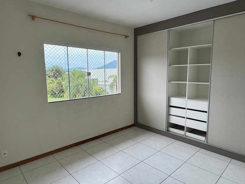 Apartamento no bairro Industrial Rua Biguaçu Timbó - 
