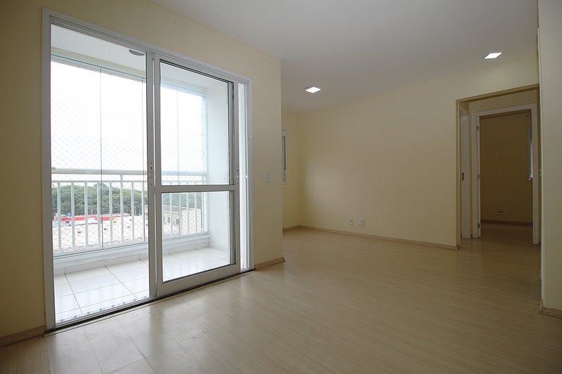 Apartamento para alugar com 65m², 2 quartos e 1 vaga Avenida Santo Albano São Paulo - 