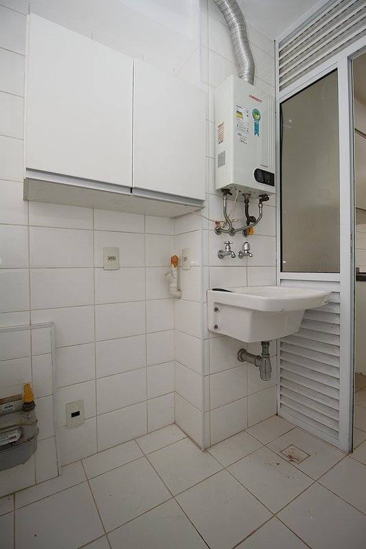 Apartamento para alugar com 65m², 2 quartos e 1 vaga Avenida Santo Albano São Paulo - 
