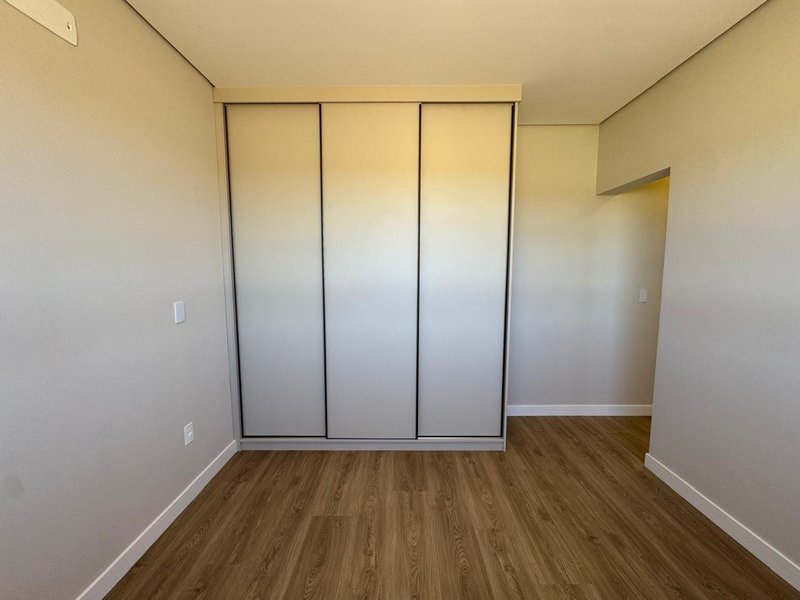 CASA MAGNÍFICA À VENDA NA REGIÃO DO ALPHAVILLE DOM PEDRO, CAMPINAS-SP Avenida 1 Campinas - 