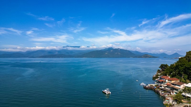 Casa Reformada à venda na costeira do Portogalo Condomínio Portogalo Angra dos Reis - 