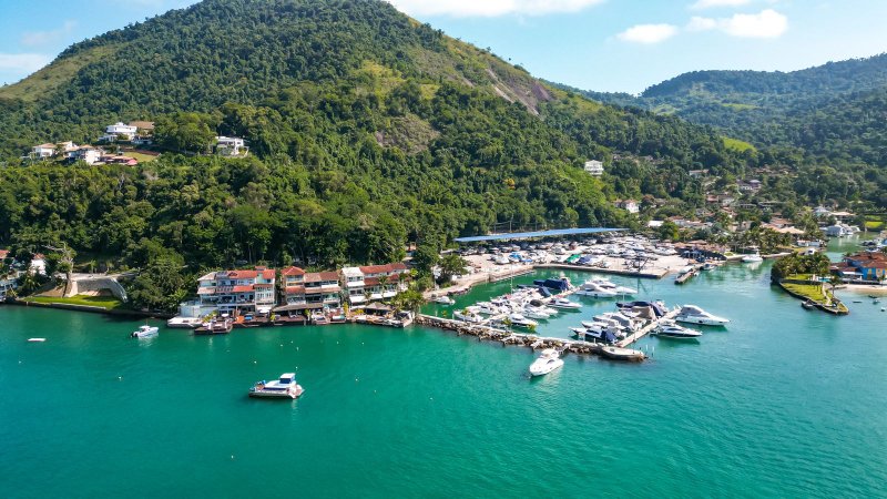 Casa Reformada à venda na costeira do Portogalo Condomínio Portogalo Angra dos Reis - 