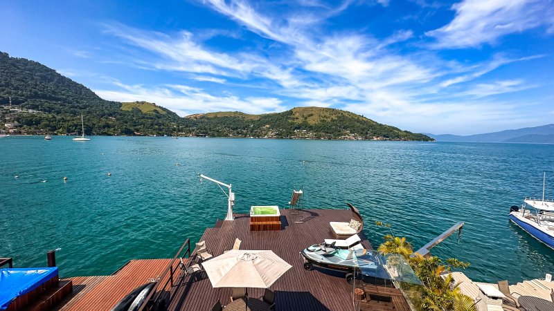 Casa Reformada à venda na costeira do Portogalo Condomínio Portogalo Angra dos Reis - 