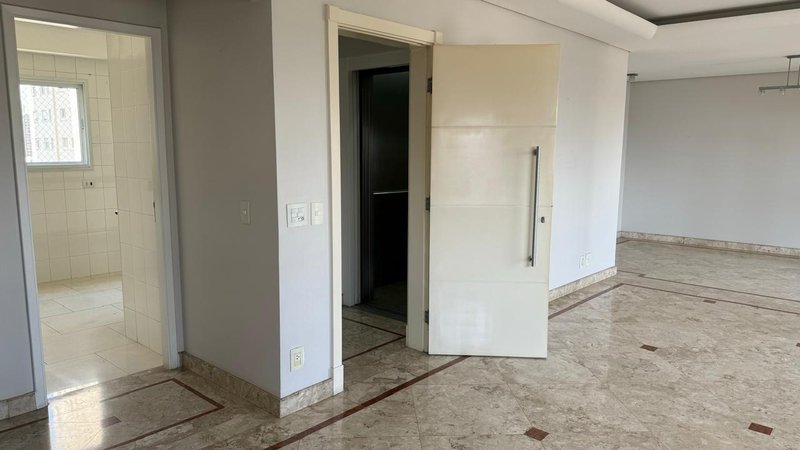 Apartamento com 168m² - 3 suítes, 3 vagas, varanda gourmet - Vila Romana Rua Camilo São Paulo - 