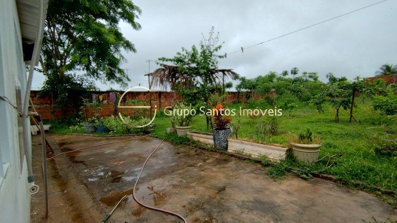 CHACARA A VENDA CASA COM 3 DORMITORIOS - Santa Fé do Sul - 